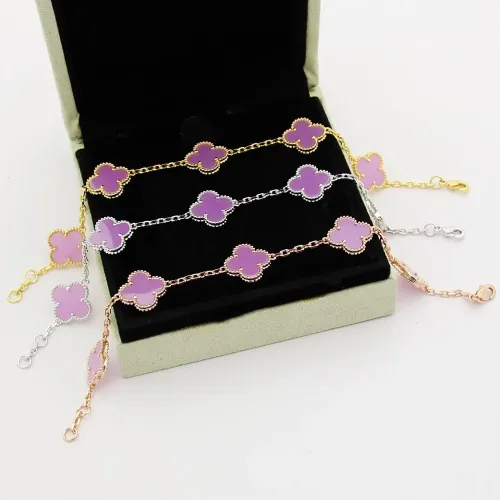 Cheap Van Cleef &amp; Arpels Bracelets For Women #1425062 Replica Wholesale [$27.00 USD] [ITEM#1425062] on Replica Van Cleef &amp; Arpels Bracelets