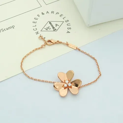 Van Cleef & Arpels Bracelets For Women #1425101