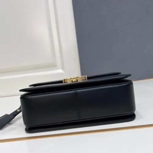 Cheap TOD'S AAA Quality Messenger Bags For Women #1425112 Replica Wholesale [$108.00 USD] [ITEM#1425112] on Replica TOD'S AAA Quality Messenger Bags