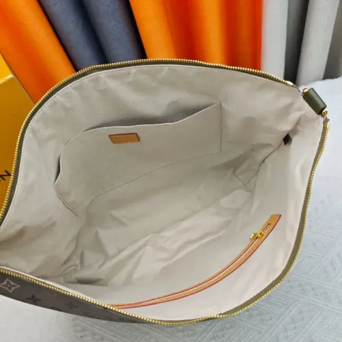 Cheap Louis Vuitton AAA Quality Messenger Bags For Women #1425151 Replica Wholesale [$68.00 USD] [ITEM#1425151] on Replica Louis Vuitton AAA Quality Messenger Bags