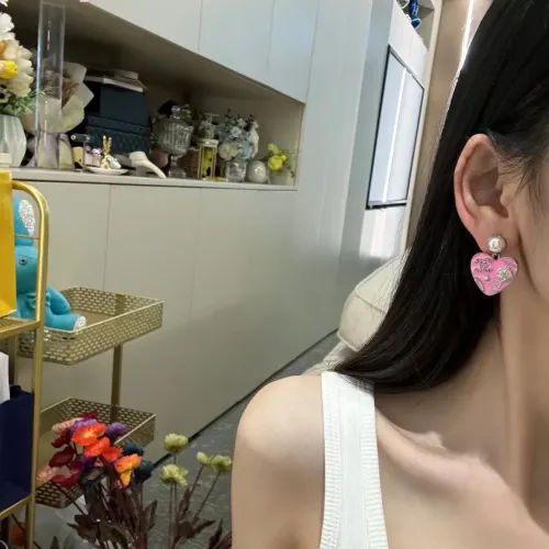 Cheap Chanel Earrings For Women #1425159 Replica Wholesale [$32.00 USD] [ITEM#1425159] on Replica Chanel Earrings