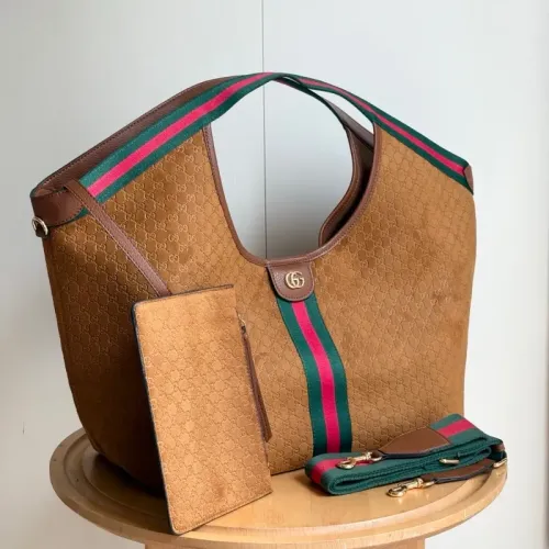 Cheap Gucci AAA Quality Handbags For Women #1425205 Replica Wholesale [$88.00 USD] [ITEM#1425205] on Replica Gucci AAA Quality Handbags