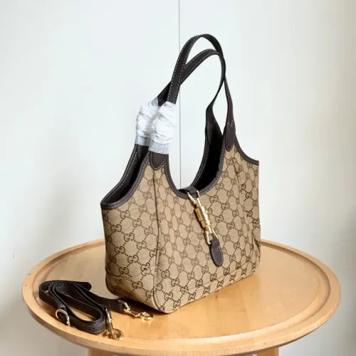 Cheap Gucci AAA Quality Shoulder Bags In 26*23*11cm For Women #1425216 Replica Wholesale [$82.00 USD] [ITEM#1425216] on Replica Gucci AAA Quality Shoulder Bags