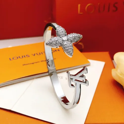Louis Vuitton LV Bracelets #1425242