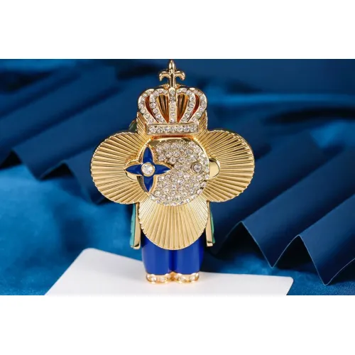 Cheap Louis Vuitton LV Key Holder And Bag Buckle #1425280 Replica Wholesale [$34.00 USD] [ITEM#1425280] on Replica Louis Vuitton LV Key Holder And Bag Buckle