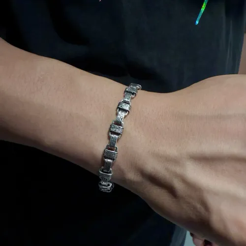 Cheap Chrome Hearts Bracelets #1425296 Replica Wholesale [$48.00 USD] [ITEM#1425296] on Replica Chrome Hearts Bracelets