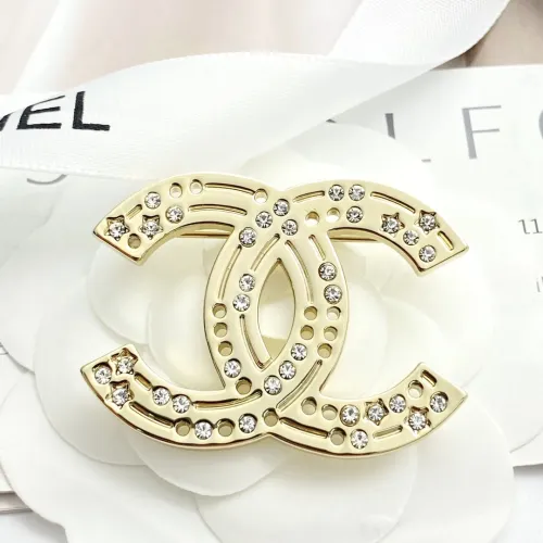 Cheap Chanel Brooches For Women #1425304 Replica Wholesale [$34.00 USD] [ITEM#1425304] on Replica Chanel Brooches