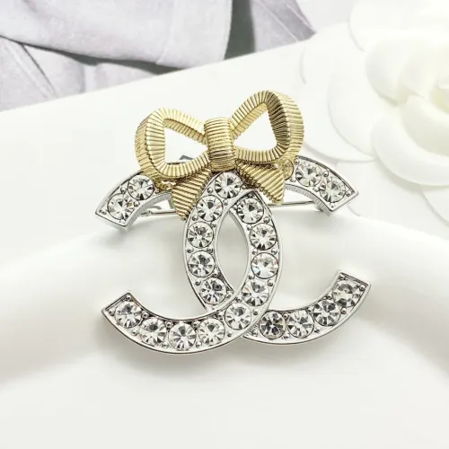 Cheap Chanel Brooches For Women #1425305 Replica Wholesale [$34.00 USD] [ITEM#1425305] on Replica Chanel Brooches