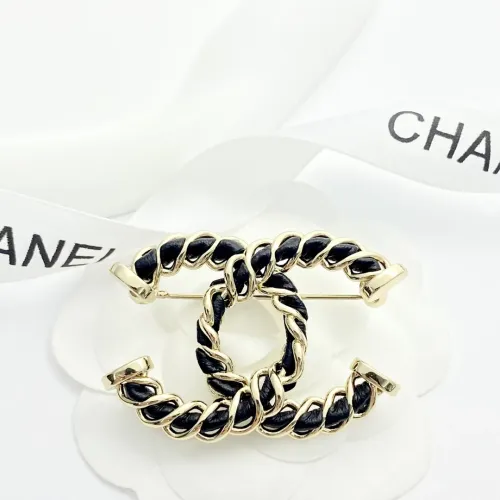 Cheap Chanel Brooches For Women #1425306 Replica Wholesale [$34.00 USD] [ITEM#1425306] on Replica Chanel Brooches