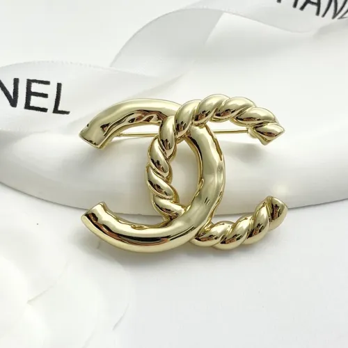 Cheap Chanel Brooches For Women #1425326 Replica Wholesale [$29.00 USD] [ITEM#1425326] on Replica Chanel Brooches