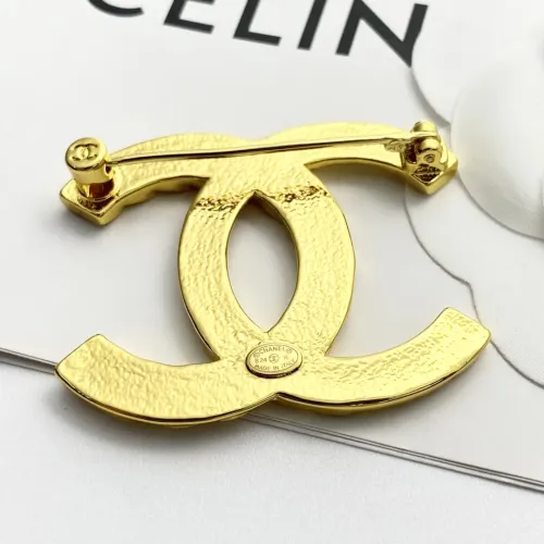 Cheap Chanel Brooches For Women #1425328 Replica Wholesale [$34.00 USD] [ITEM#1425328] on Replica Chanel Brooches