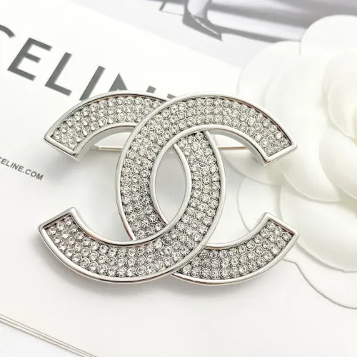 Cheap Chanel Brooches For Women #1425334 Replica Wholesale [$36.00 USD] [ITEM#1425334] on Replica Chanel Brooches