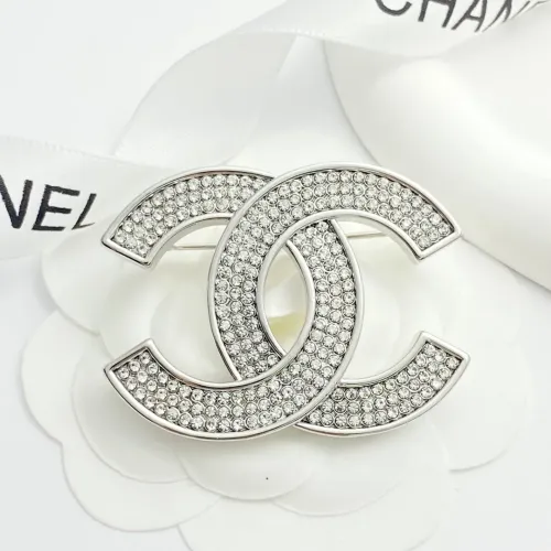 Cheap Chanel Brooches For Women #1425334 Replica Wholesale [$36.00 USD] [ITEM#1425334] on Replica Chanel Brooches