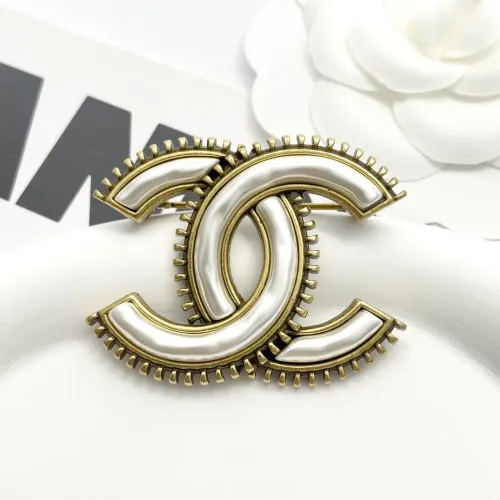 Cheap Chanel Brooches For Women #1425336 Replica Wholesale [$36.00 USD] [ITEM#1425336] on Replica Chanel Brooches