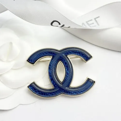 Chanel Brooches For Women #1425337