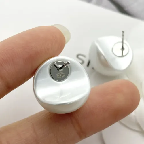 Cheap Chanel Earrings For Women #1425341 Replica Wholesale [$27.00 USD] [ITEM#1425341] on Replica Chanel Earrings