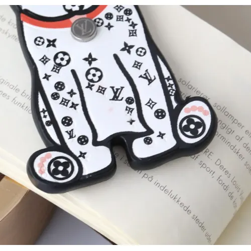 Cheap Louis Vuitton LV Key Holder And Bag Buckle #1425350 Replica Wholesale [$25.00 USD] [ITEM#1425350] on Replica Louis Vuitton LV Key Holder And Bag Buckle