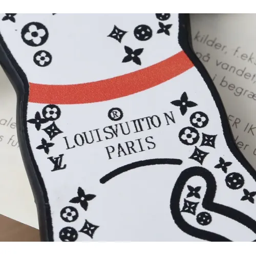 Cheap Louis Vuitton LV Key Holder And Bag Buckle #1425350 Replica Wholesale [$25.00 USD] [ITEM#1425350] on Replica Louis Vuitton LV Key Holder And Bag Buckle