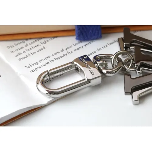 Cheap Louis Vuitton LV Key Holder And Bag Buckle #1425353 Replica Wholesale [$25.00 USD] [ITEM#1425353] on Replica Louis Vuitton LV Key Holder And Bag Buckle