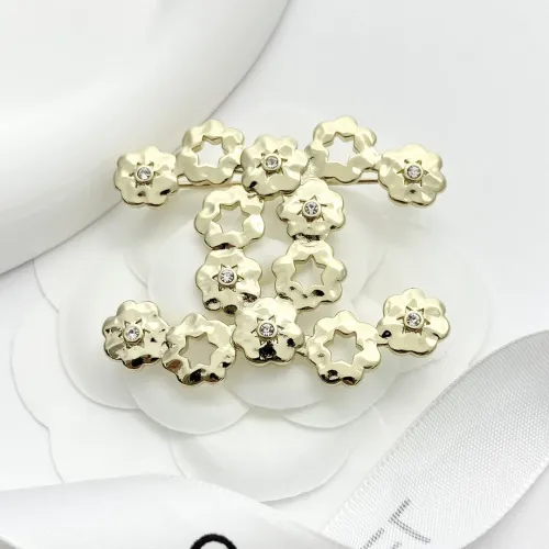 Cheap Chanel Brooches For Women #1425380 Replica Wholesale [$32.00 USD] [ITEM#1425380] on Replica Chanel Brooches