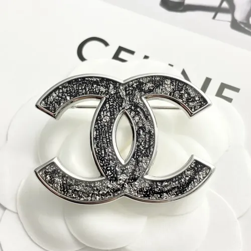 Cheap Chanel Brooches For Women #1425381 Replica Wholesale [$34.00 USD] [ITEM#1425381] on Replica Chanel Brooches