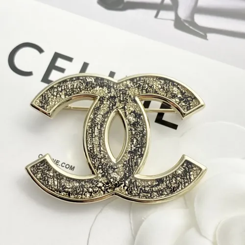 Chanel Brooches For Women #1425382
