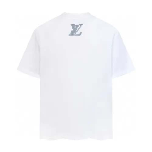 Cheap Louis Vuitton LV T-Shirts Short Sleeved For Unisex #1425500 Replica Wholesale [$34.00 USD] [ITEM#1425500] on Replica Louis Vuitton LV T-Shirts