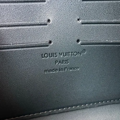 Cheap Louis Vuitton AAA Quality Long Wallets #1425543 Replica Wholesale [$98.00 USD] [ITEM#1425543] on Replica Louis Vuitton AAA+ Quality Wallets
