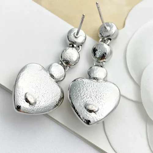 Cheap Chanel Earrings For Women #1425561 Replica Wholesale [$29.00 USD] [ITEM#1425561] on Replica Chanel Earrings