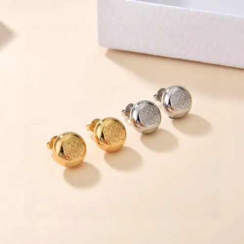 Cheap LOEWE Earrings For Women #1425748 Replica Wholesale [$25.00 USD] [ITEM#1425748] on Replica LOEWE Earrings