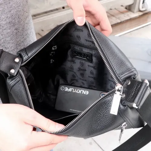 Cheap Gucci AAA Man Messenger Bags #1425753 Replica Wholesale [$88.00 USD] [ITEM#1425753] on Replica Gucci AAA Man Messenger Bags