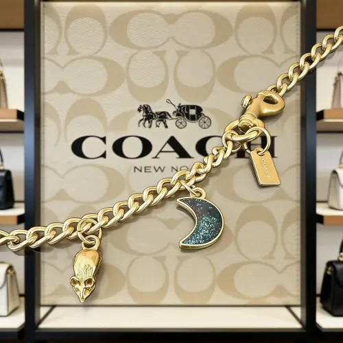 Cheap Coach Key Holder And Bag Buckle #1425826 Replica Wholesale [$25.00 USD] [ITEM#1425826] on Replica Coach Key Holder And Bag Buckle