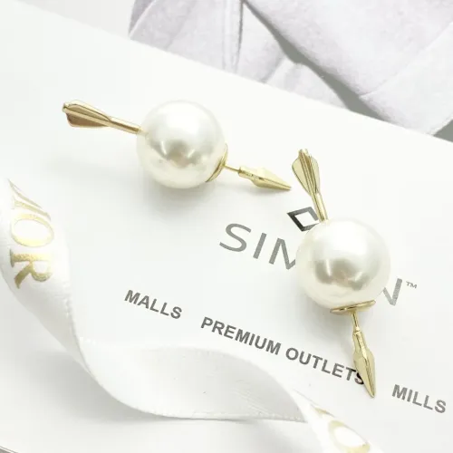 Cheap Christian Dior Earrings For Women #1425861 Replica Wholesale [$29.00 USD] [ITEM#1425861] on Replica Christian Dior Earrings