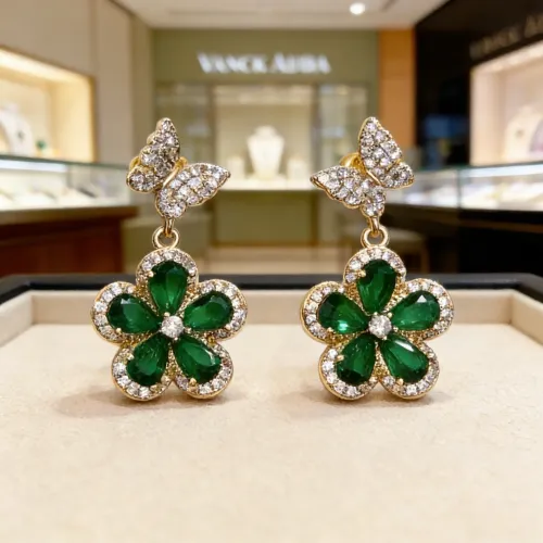 Van Cleef & Arpels Earrings For Women #1425938