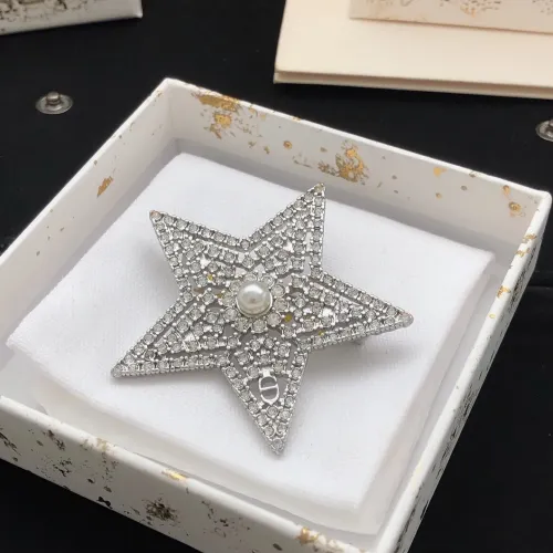 Cheap Christian Dior Brooches For Women #1425959 Replica Wholesale [$29.00 USD] [ITEM#1425959] on Replica Christian Dior Brooches