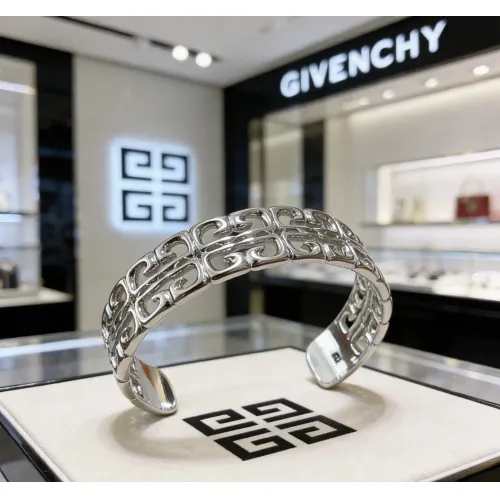Cheap Givenchy Bracelets #1426139 Replica Wholesale [$42.00 USD] [ITEM#1426139] on Replica Givenchy Bracelets
