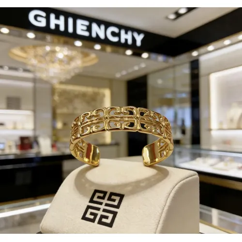 Cheap Givenchy Bracelets #1426140 Replica Wholesale [$42.00 USD] [ITEM#1426140] on Replica Givenchy Bracelets