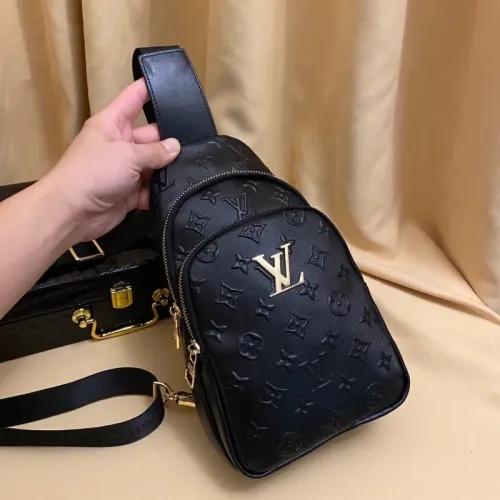 Louis Vuitton AAA Man Messenger Bags #1426210