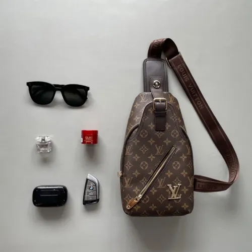 Louis Vuitton AAA Man Messenger Bags #1426214