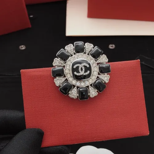 Cheap Chanel Brooches For Women #1426332 Replica Wholesale [$36.00 USD] [ITEM#1426332] on Replica Chanel Brooches