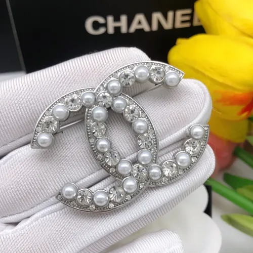 Cheap Chanel Brooches For Women #1426336 Replica Wholesale [$27.00 USD] [ITEM#1426336] on Replica Chanel Brooches