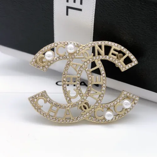 Chanel Brooches For Women #1426338