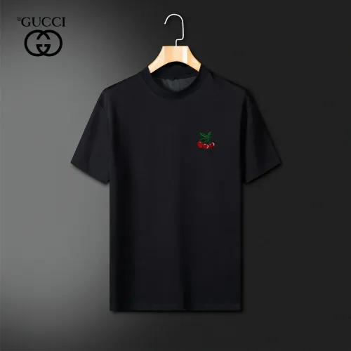 Cheap Gucci Tracksuits Short Sleeved For Men #1426553 Replica Wholesale [$64.00 USD] [ITEM#1426553] on Replica Gucci Tracksuits