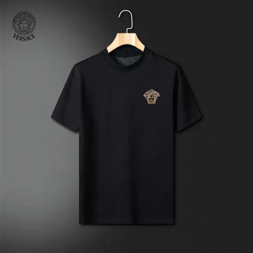 Cheap Versace Tracksuits Short Sleeved For Men #1426593 Replica Wholesale [$64.00 USD] [ITEM#1426593] on Replica Versace Tracksuits