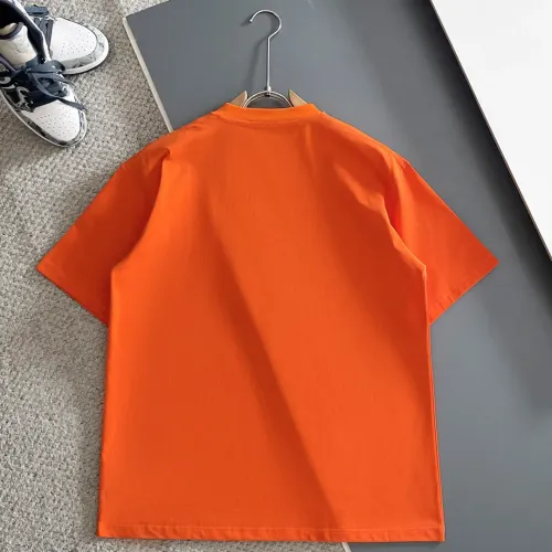 Cheap Christian Dior T-Shirts Short Sleeved For Unisex #1426664 Replica Wholesale [$42.00 USD] [ITEM#1426664] on Replica Christian Dior T-Shirts