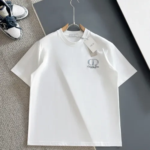 Cheap Christian Dior T-Shirts Short Sleeved For Unisex #1426670 Replica Wholesale [$42.00 USD] [ITEM#1426670] on Replica Christian Dior T-Shirts