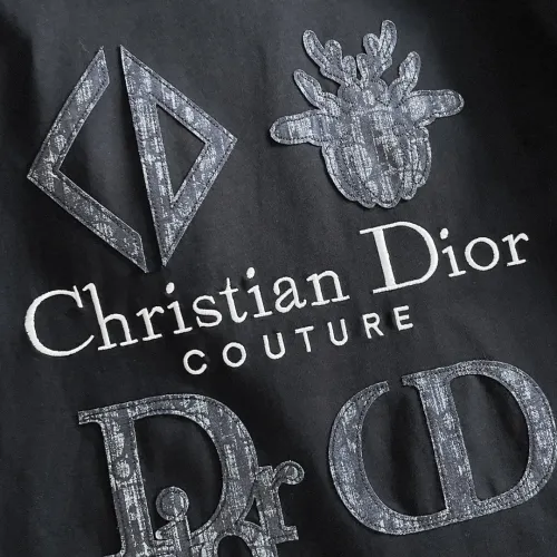 Cheap Christian Dior T-Shirts Short Sleeved For Unisex #1426671 Replica Wholesale [$42.00 USD] [ITEM#1426671] on Replica Christian Dior T-Shirts