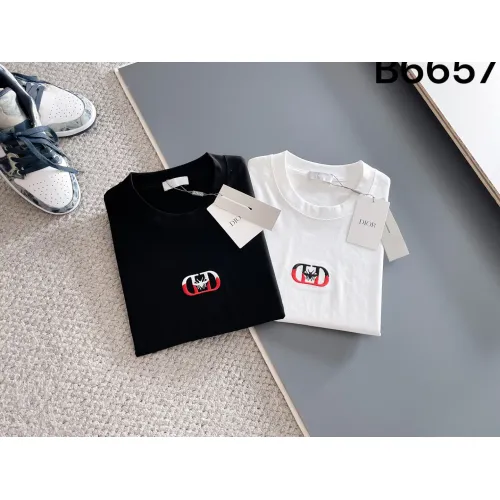 Cheap Christian Dior T-Shirts Short Sleeved For Unisex #1426672 Replica Wholesale [$42.00 USD] [ITEM#1426672] on Replica Christian Dior T-Shirts