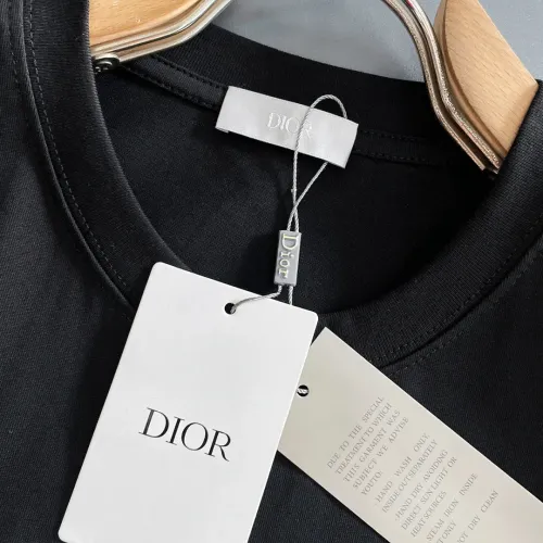 Cheap Christian Dior T-Shirts Short Sleeved For Unisex #1426675 Replica Wholesale [$42.00 USD] [ITEM#1426675] on Replica Christian Dior T-Shirts