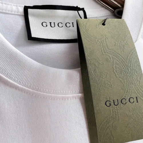 Cheap Gucci T-Shirts Short Sleeved For Unisex #1426678 Replica Wholesale [$42.00 USD] [ITEM#1426678] on Replica Gucci T-Shirts